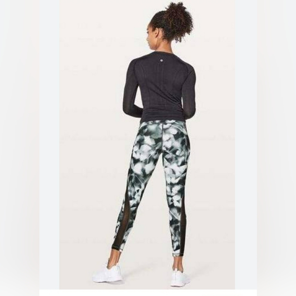 Lululemon  Train Times 7/8 Pant, Size 8